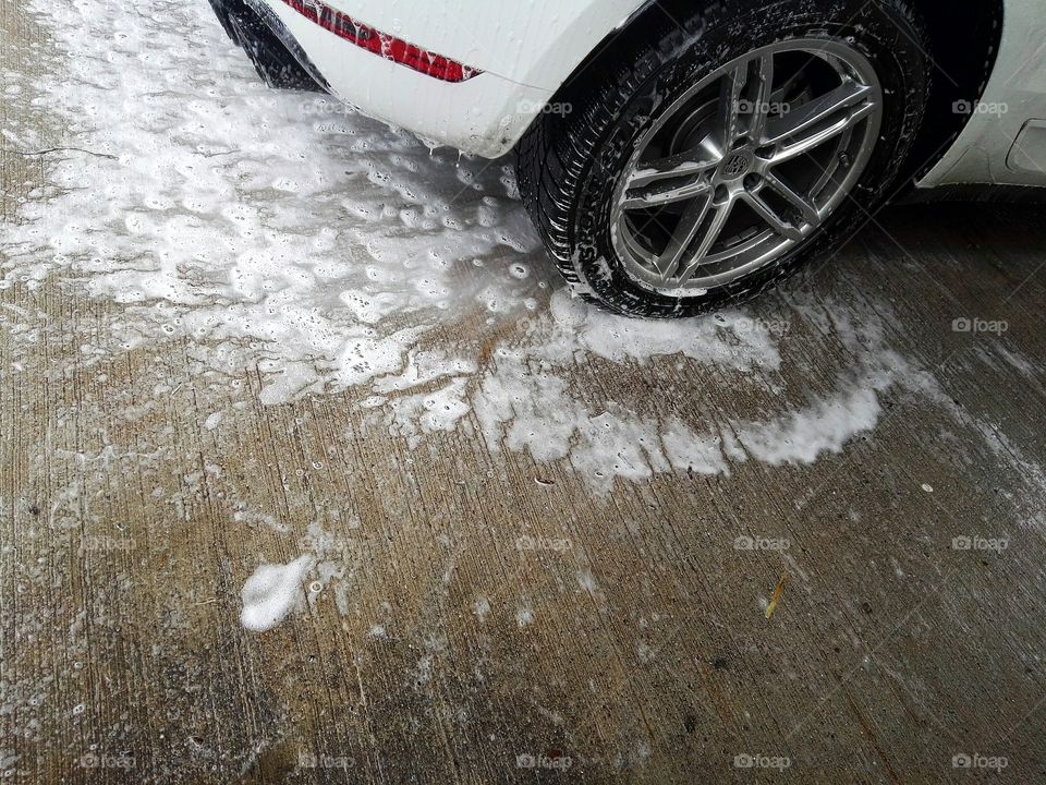 cleaning car