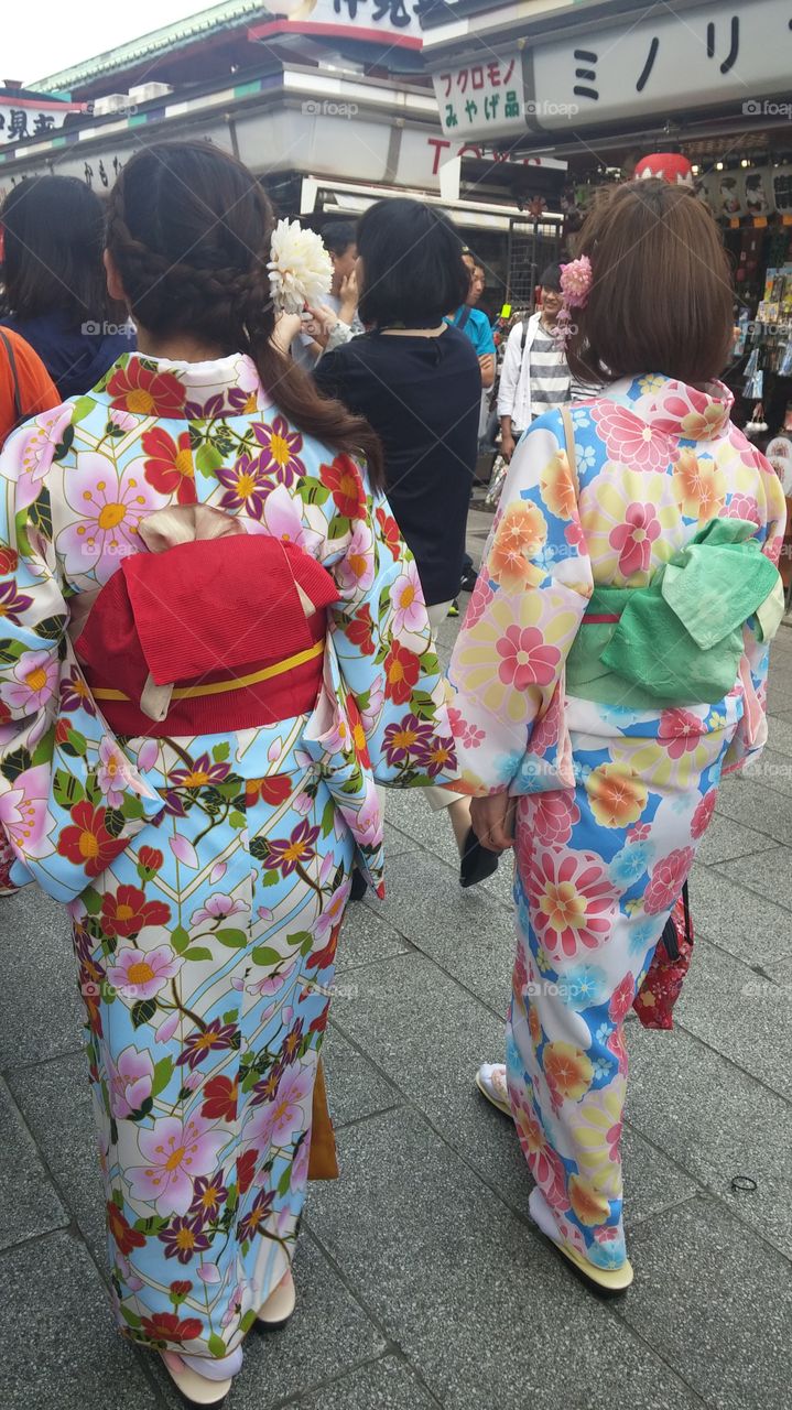 kimonos