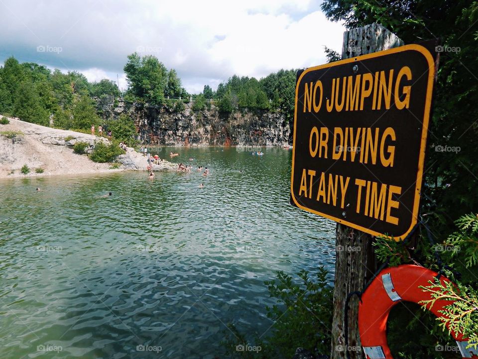 No jumping or diving 