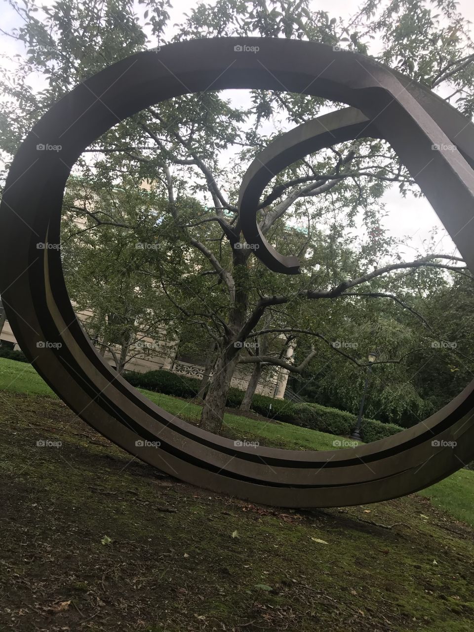 Sculpture on scholar’s ground 