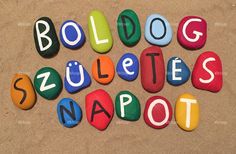 Boldog születésnapot, happy birthday in hungarian language on stones