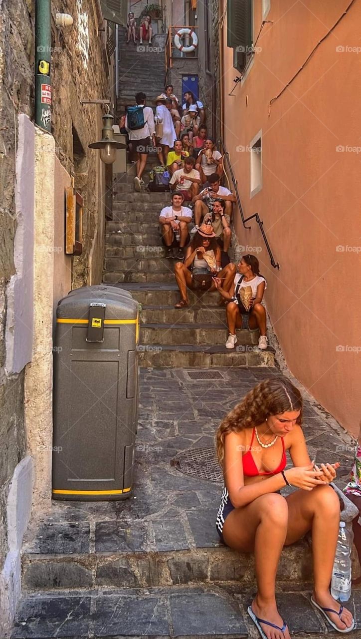 Introducing the crowds revolution mission