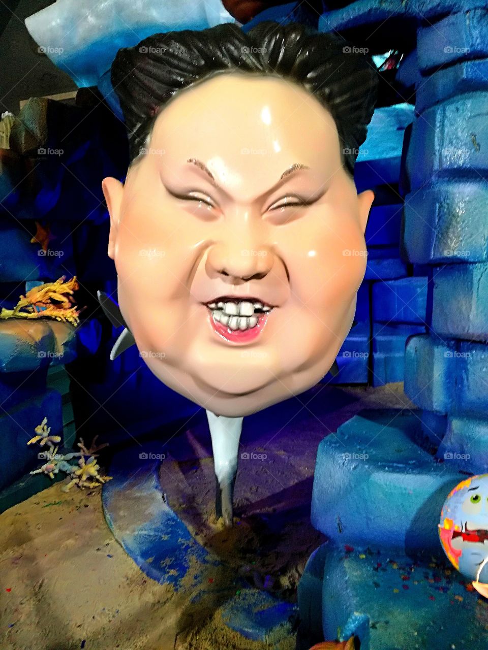 #kim jong un #art #picture #funny #entertainment #floap #smile #buy #voted #vote