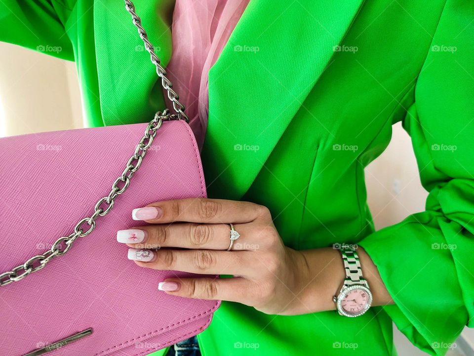 Complementary Colors, Elegant Outfit