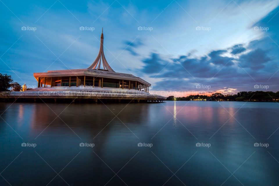 King Rama Ix Park at sunset