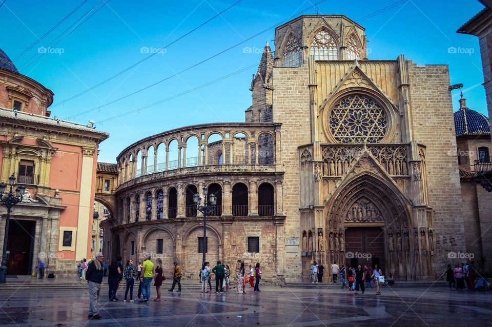 Peoples at Plaza de la Virgen, Valencia