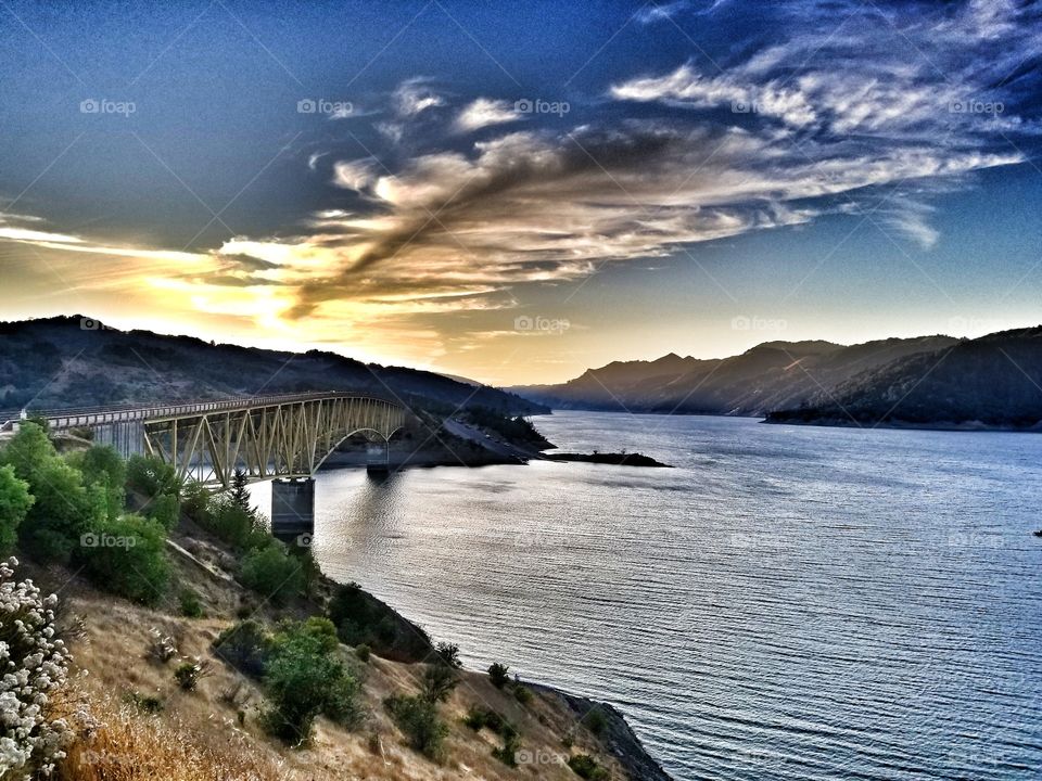 The Feather Shaped Cloud