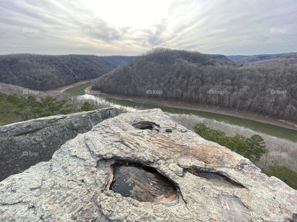 Winter view from Buzzard Rock overlook in Kentucky, USA 