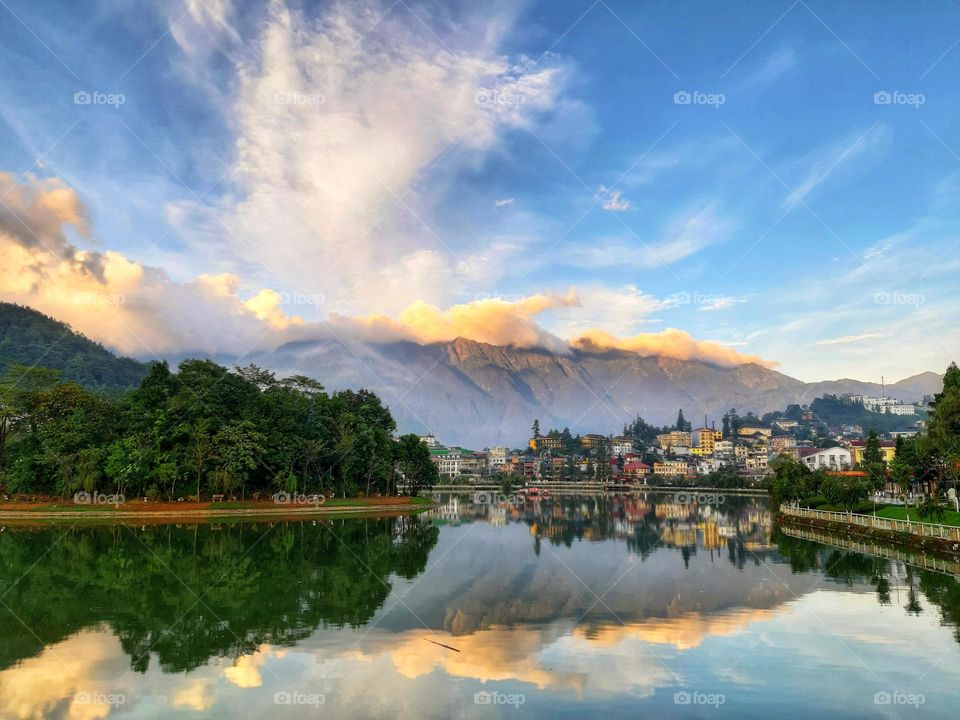 Sapa ancient Town reflection on sapa lake