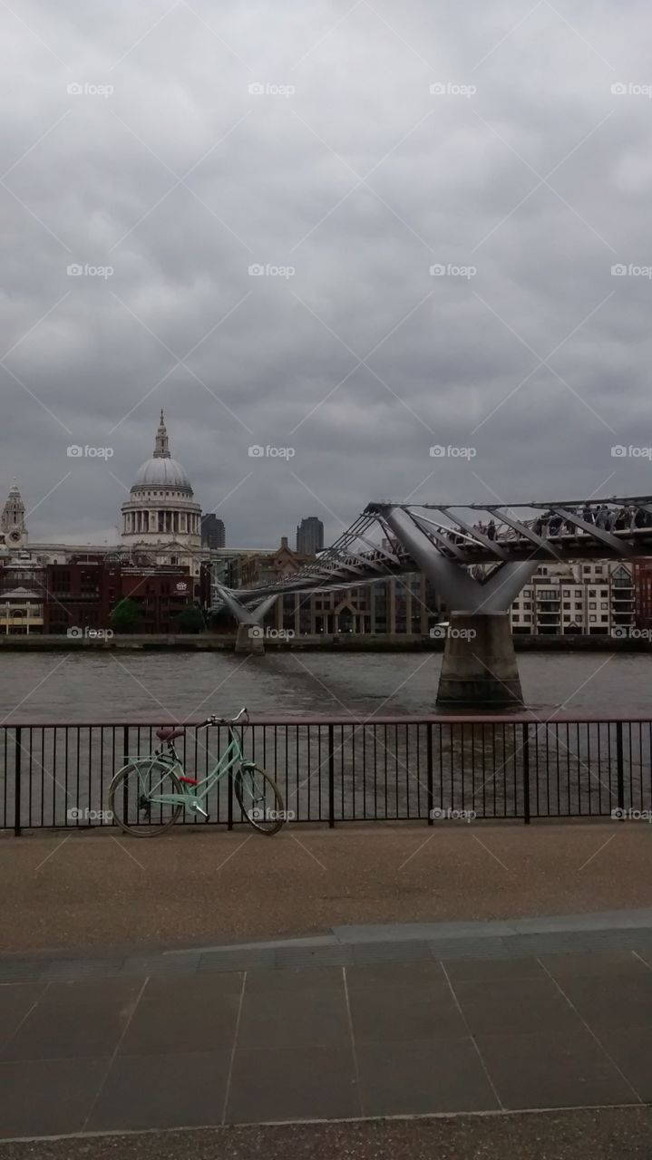Millennium bridge