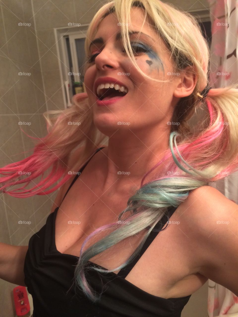 Portrait of a smiling woman