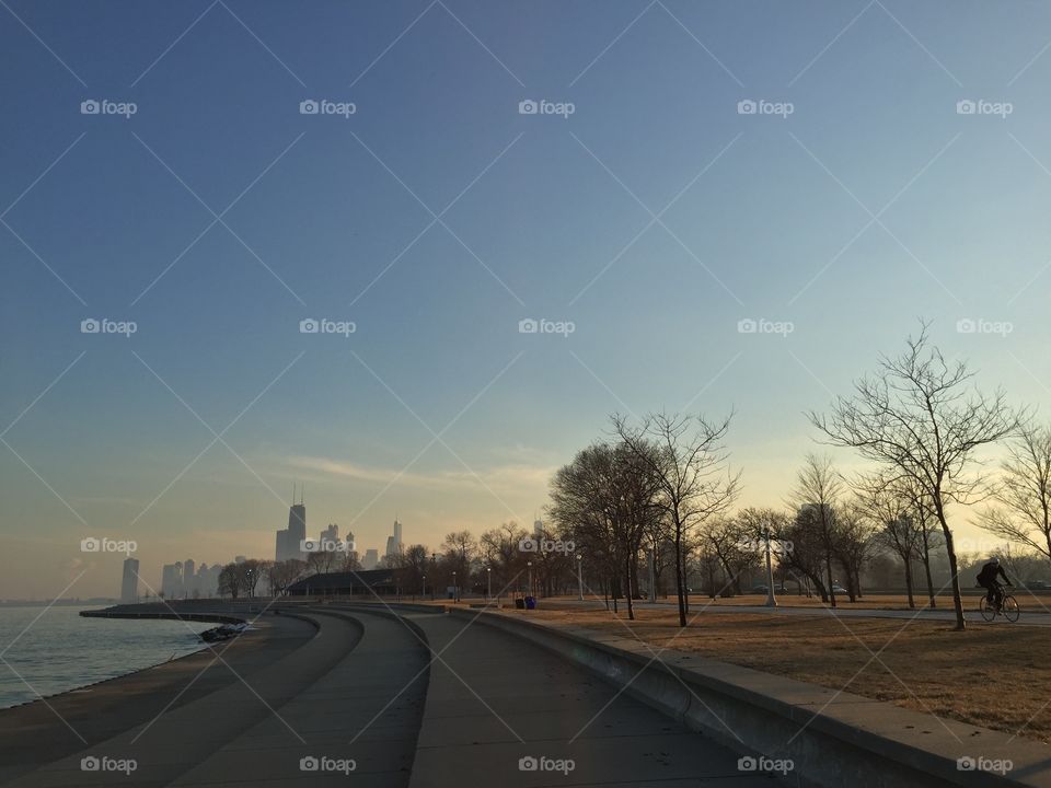 Chicago lake shore path 