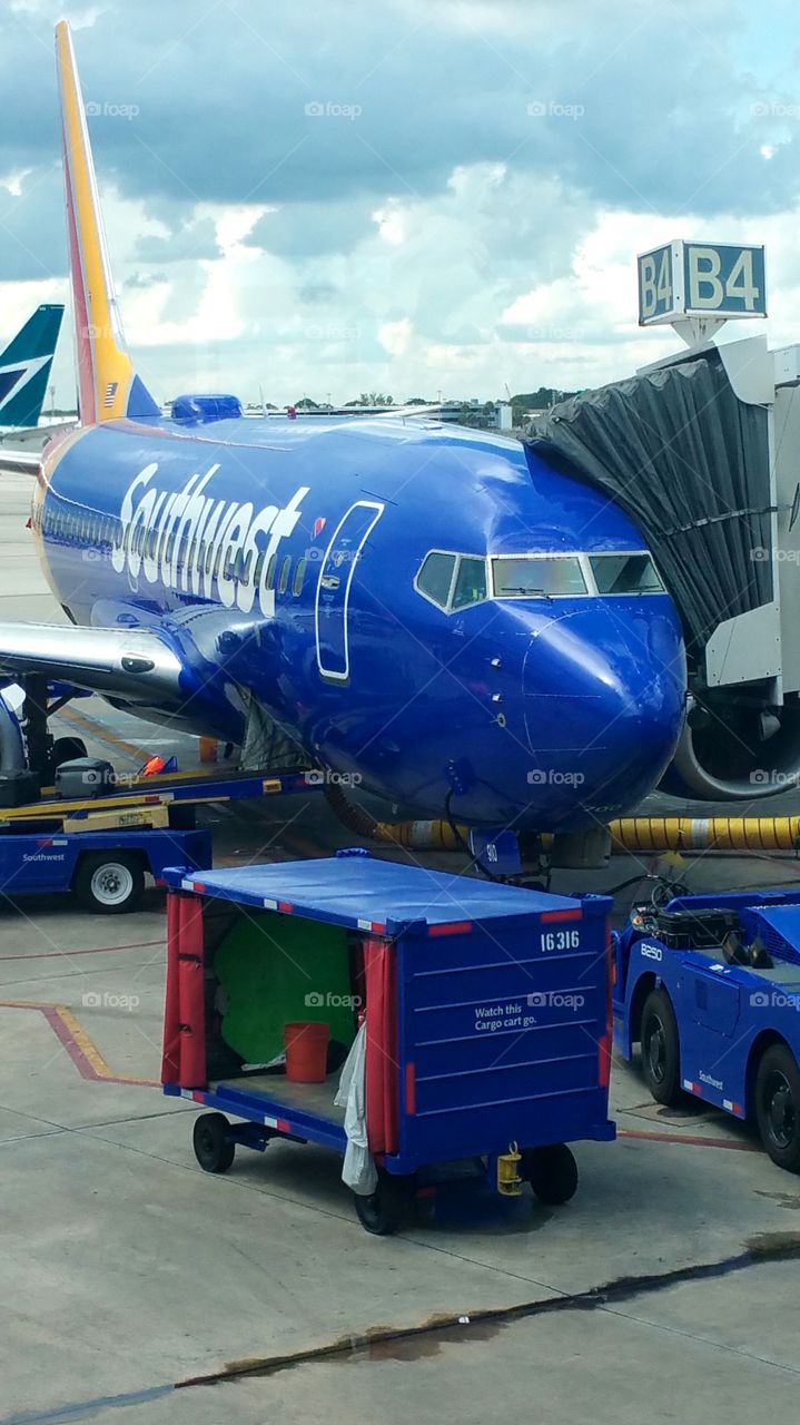 Southwest airlines getting serviced for takeoff Fort Lauderdale