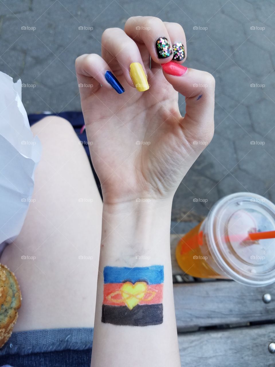 Pansexual sapphic nails with polyamorous art