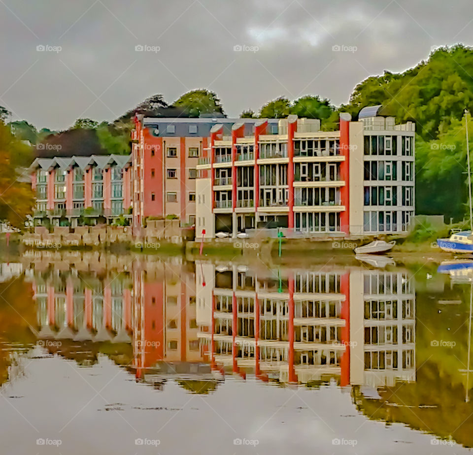 Reflective buildingscape