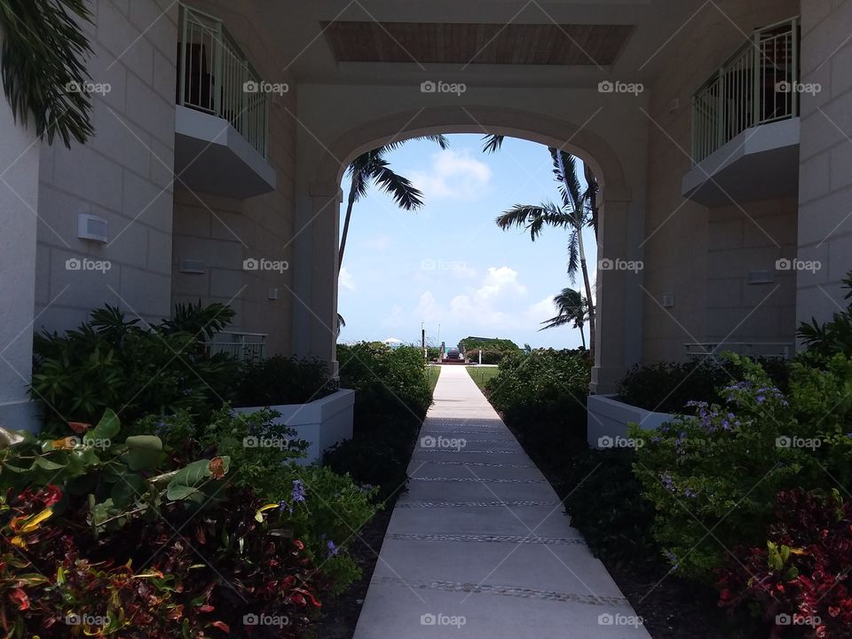 path to the beach