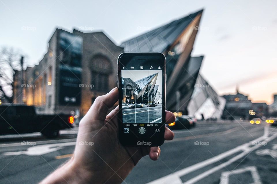 phone taking photo museum