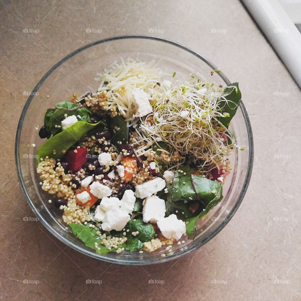 A light, yet filling vegetarian veggie quinoa bowl.