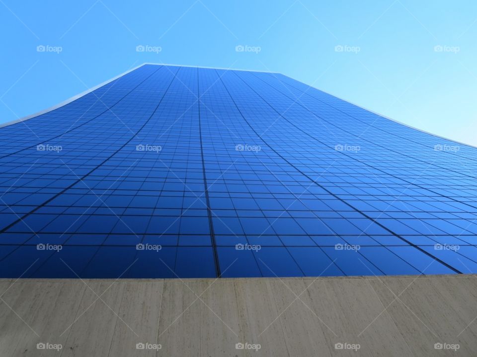 Building and sky merging 