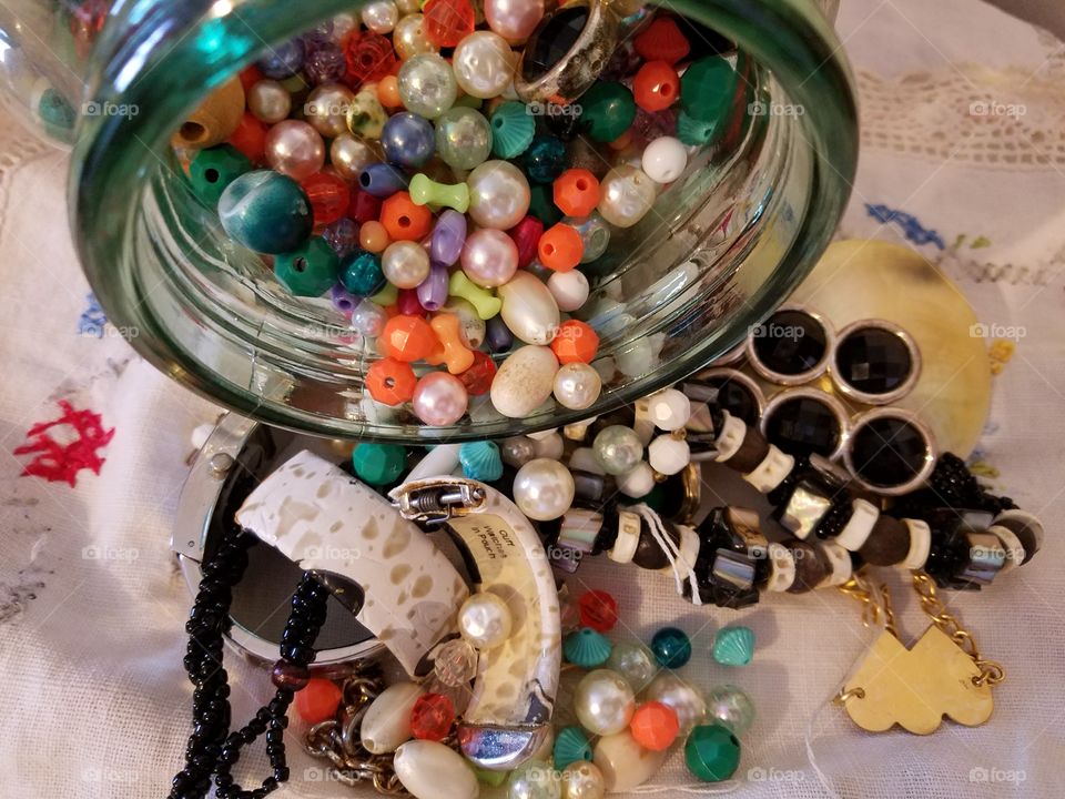jar beads jewelry