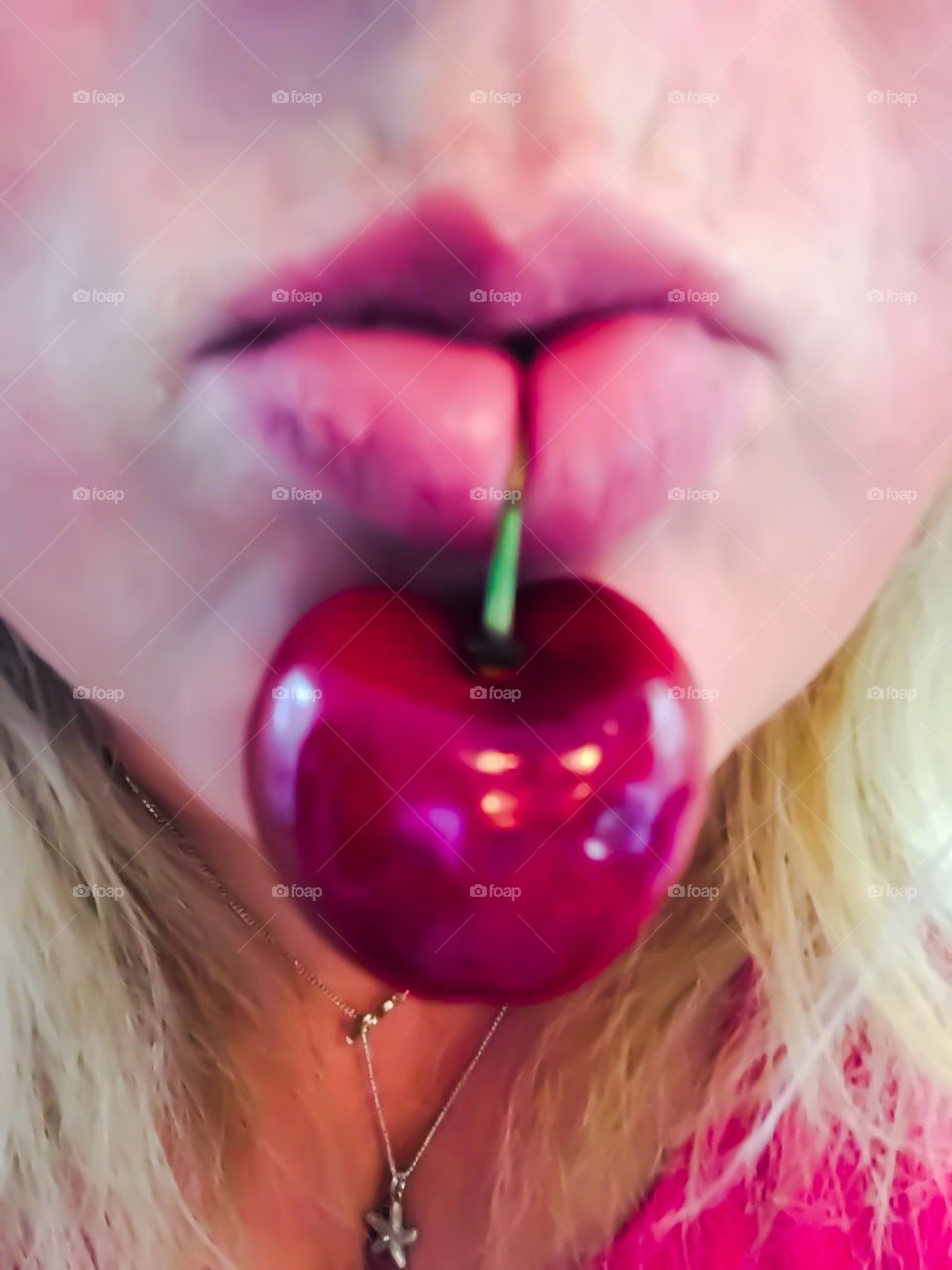 Cherry lips 