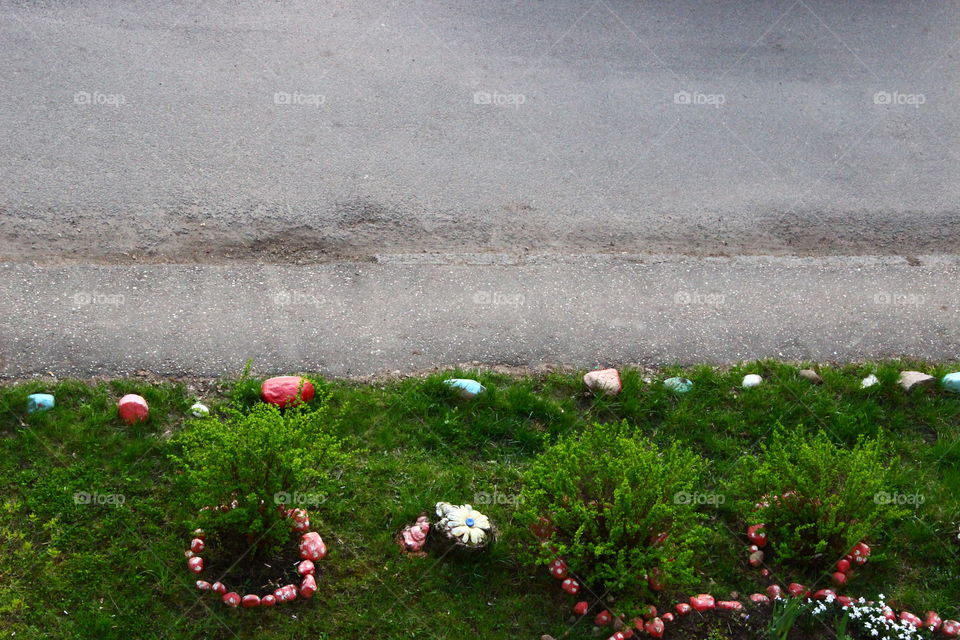 grass garden asphalt coloured rocks