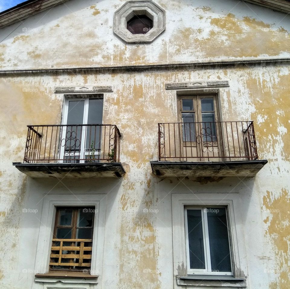 old house windows geometric shapes