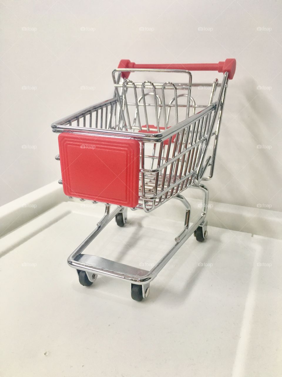 Cart in supermarket