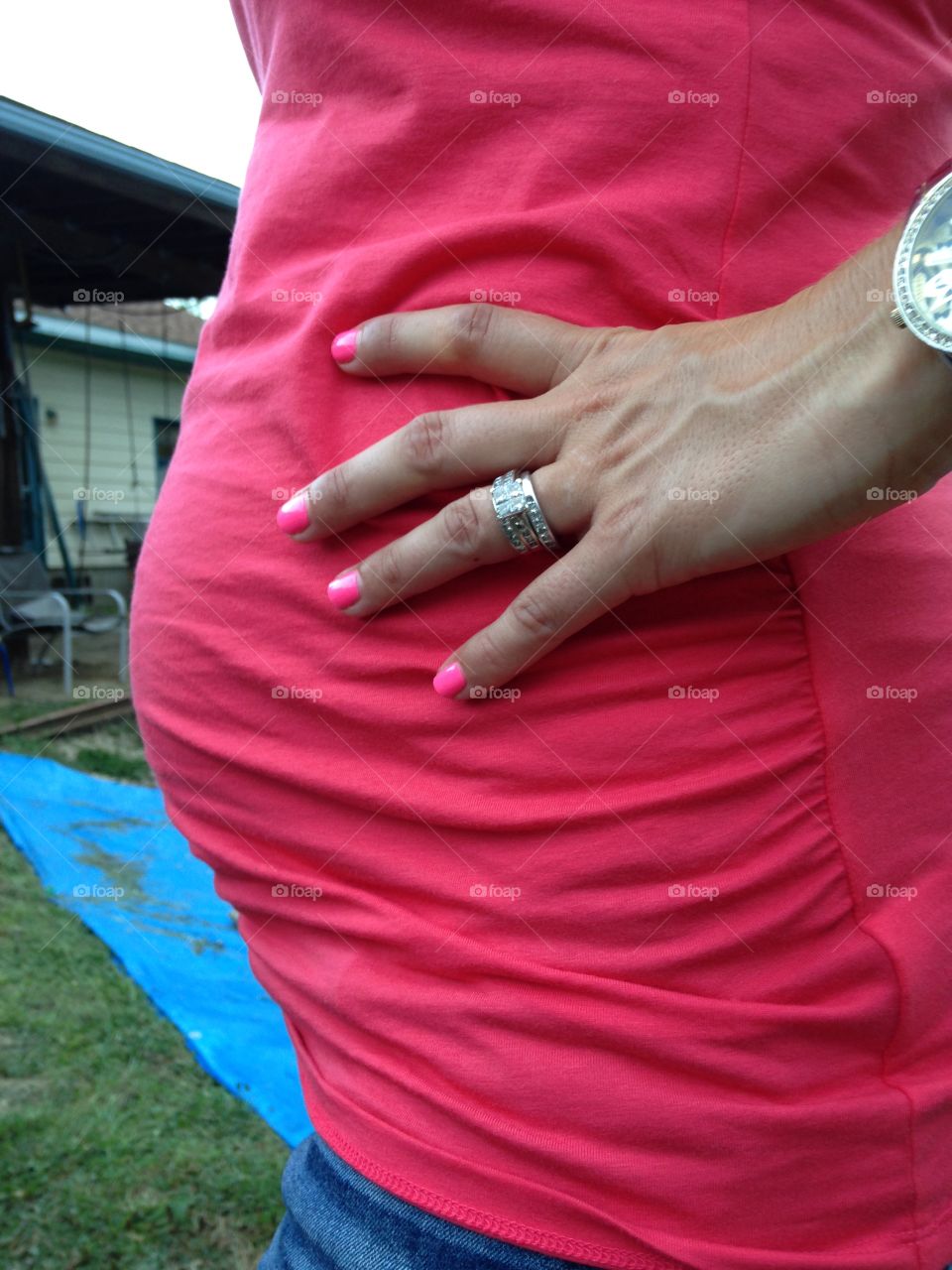 Baby belly pink