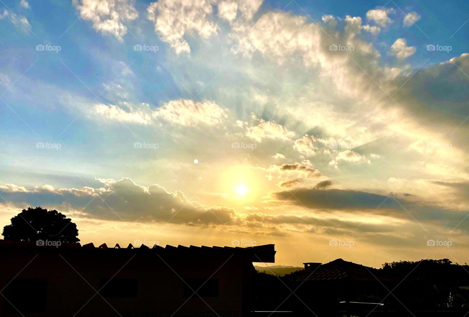 🌇🇺🇸 An extremely beautiful sunset in Jundiaí, interior of Brazil. Cheer the nature! / 🇧🇷 Um entardecer extremamente bonito em Jundiaí, interior do Brasil. Viva a natureza! 