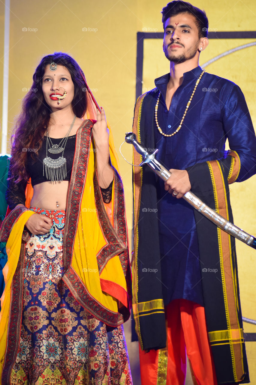 Indian Models On a Traditional Outfit. 😍😘
A beautiful couple performing on a stage to motivate the youths and give a message about their old culture.. 🤗