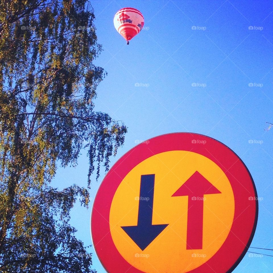 Up up and away in my beautiful baloon