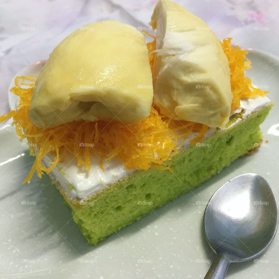 Cake durian so sweet 