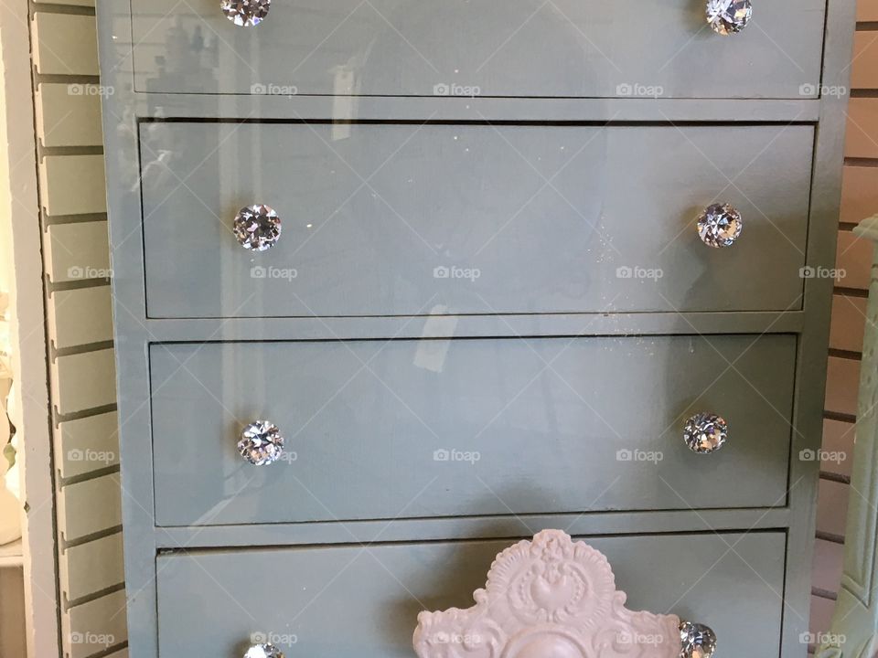 Dresser drawers with crystal knobs