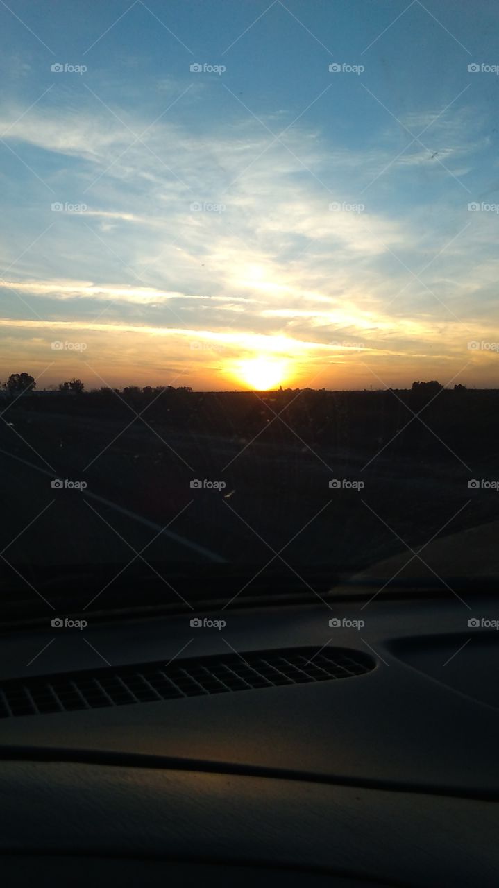 Commuting Viewpoints