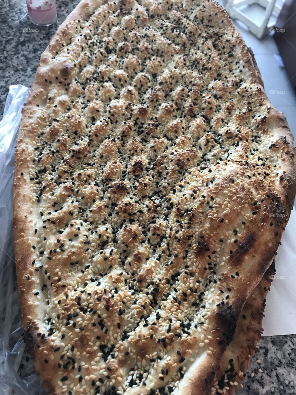 Sesame bread 