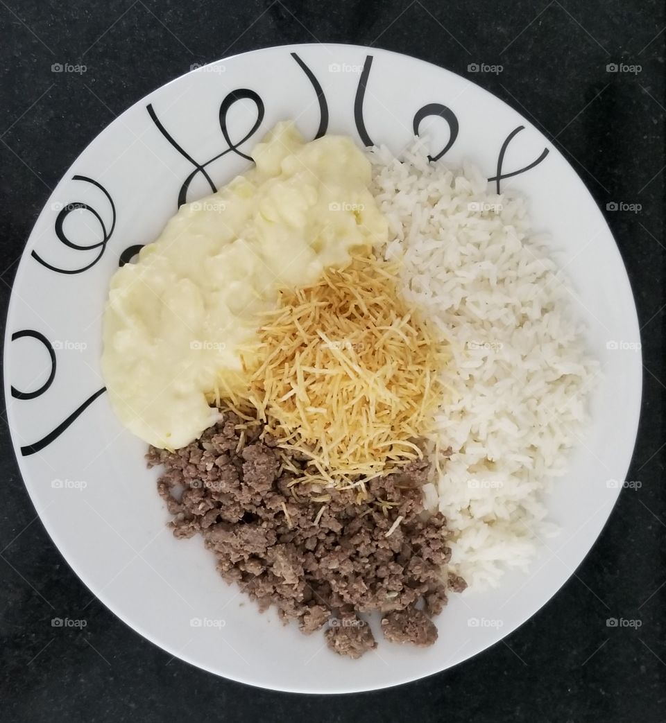 Comida simples, prática e gostosa.