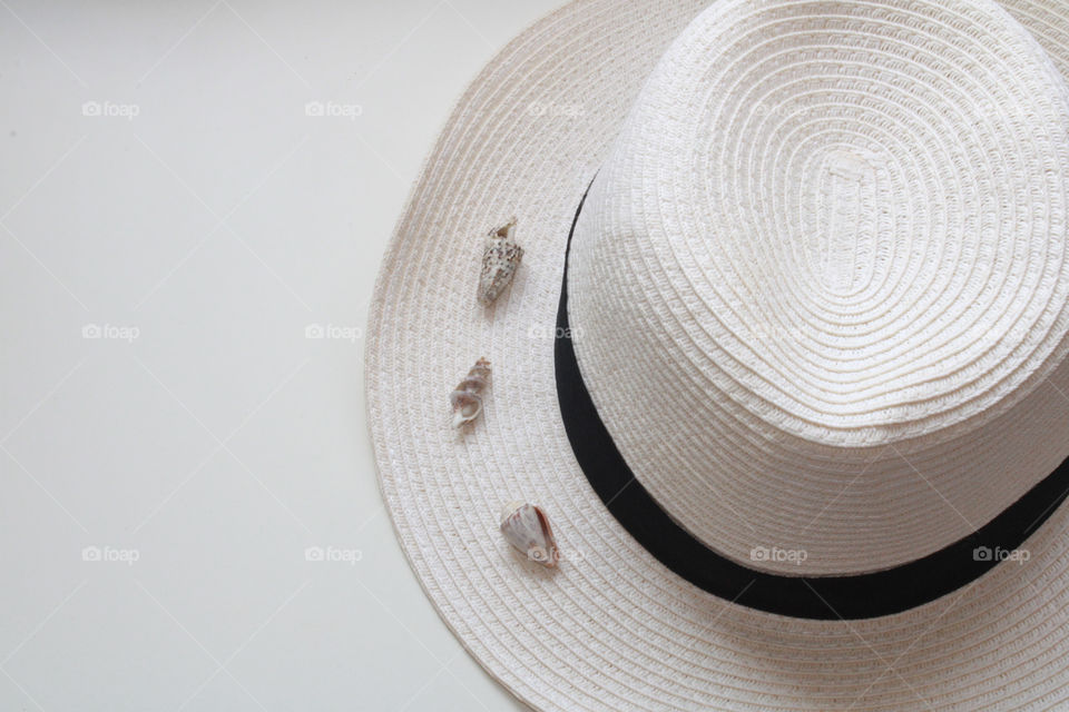 White hat ❣👒