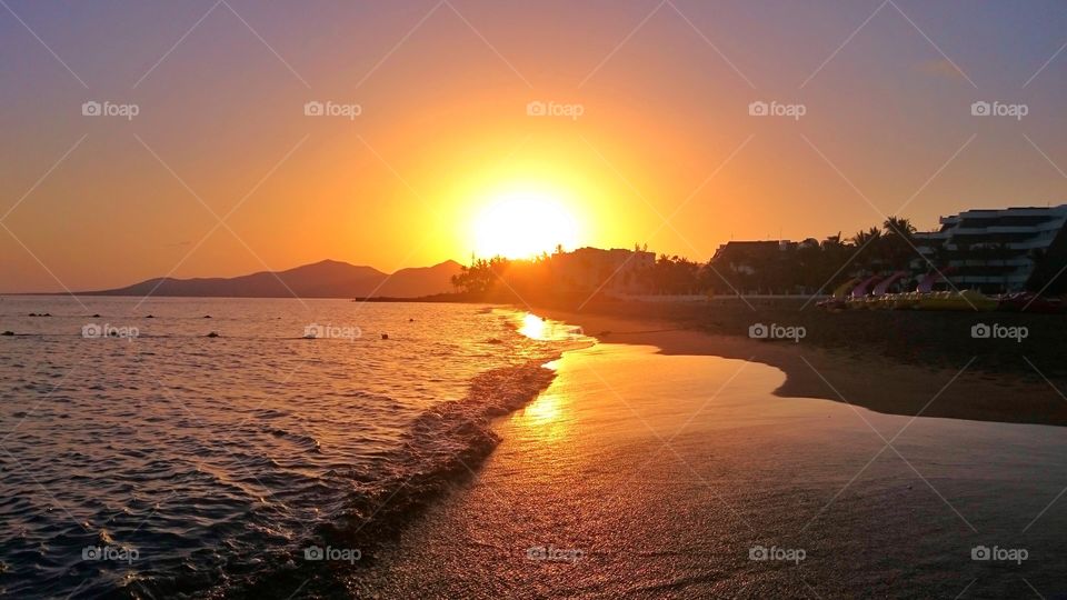 Reflection of sunlight at beach