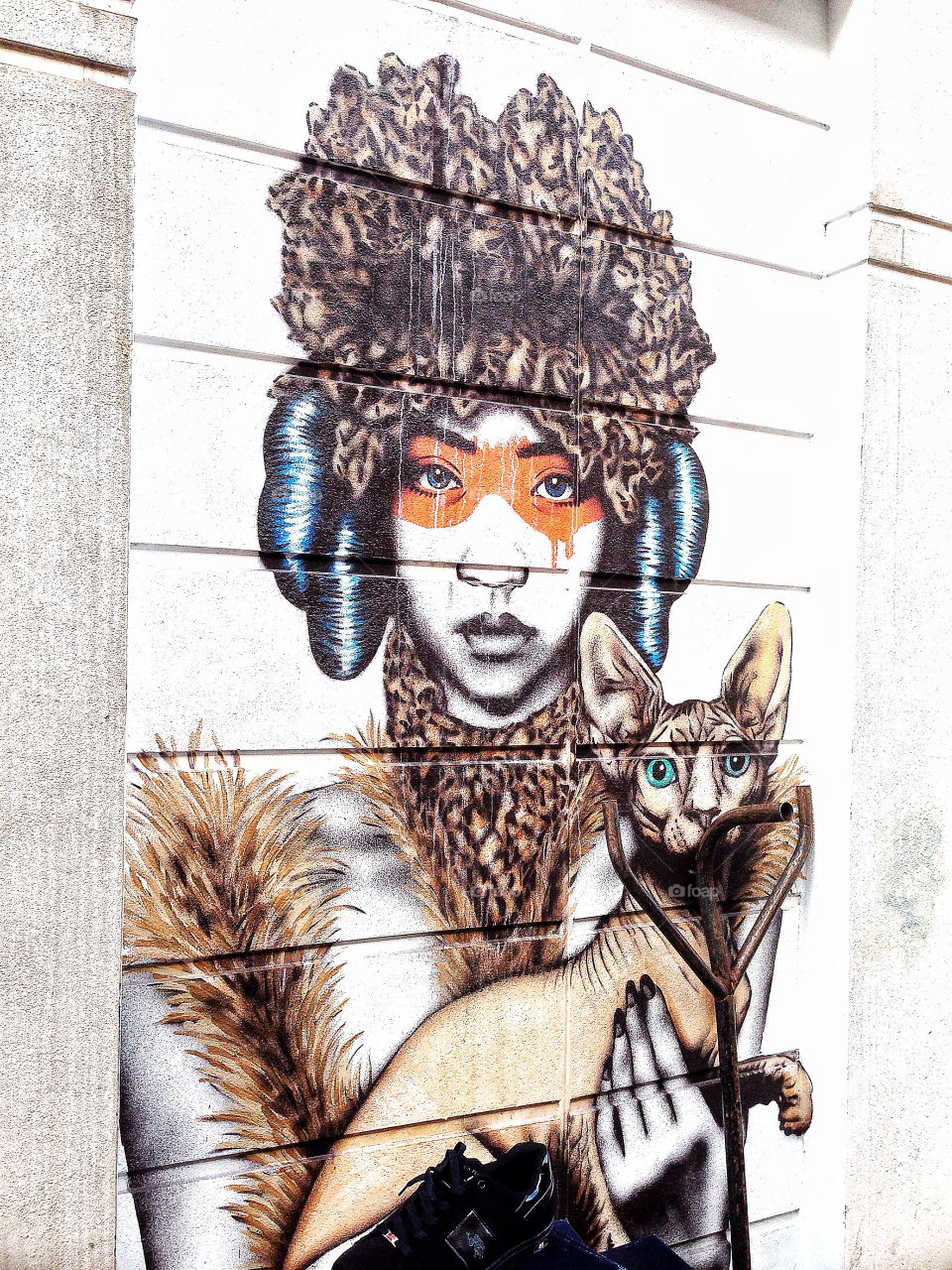 street woman wall london by MrPerfection