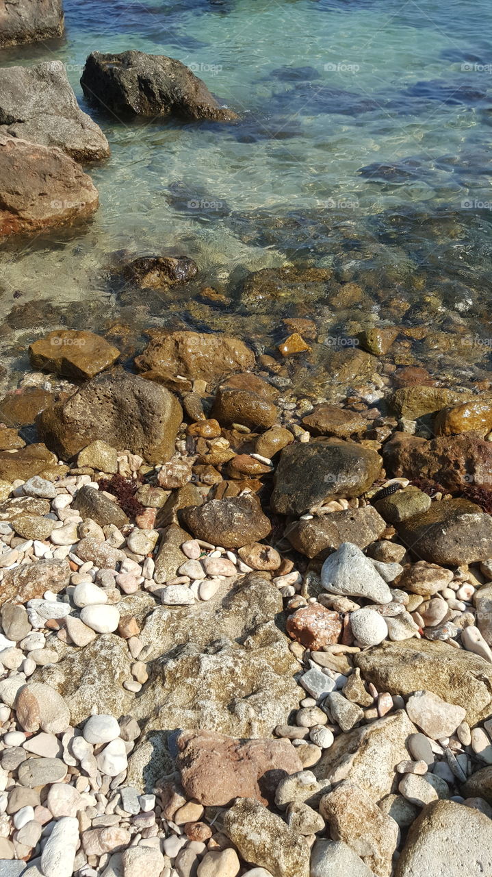 Sassi in riva al mare _ stones at the seashore