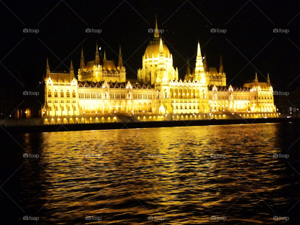 Budapest . river