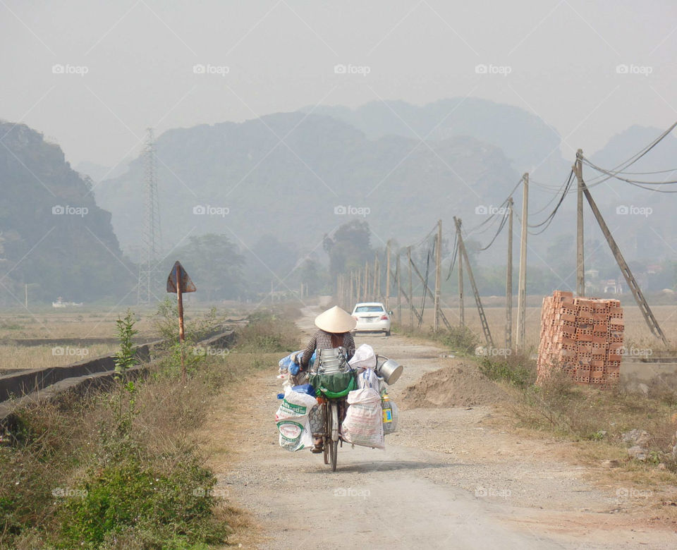 Travelling through Ninh Binh in Northern Vietnam 🇻🇳