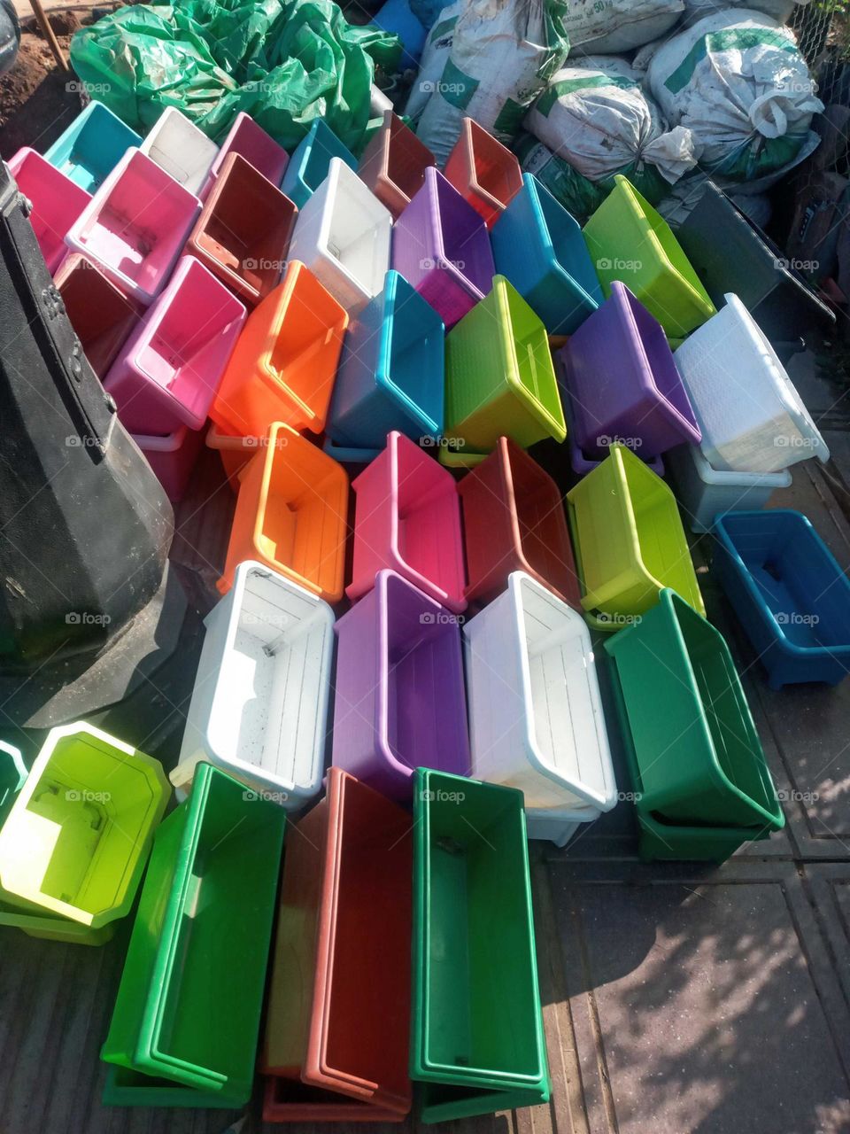 Colors pots