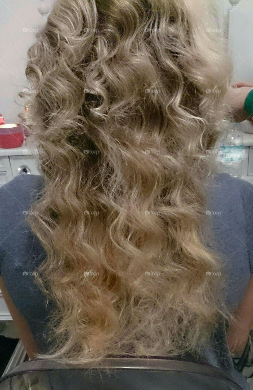 Hollywood Curles