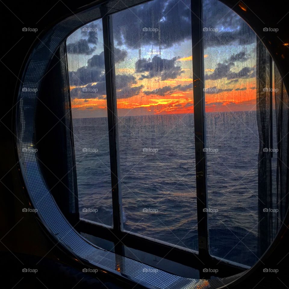 Cruise Window