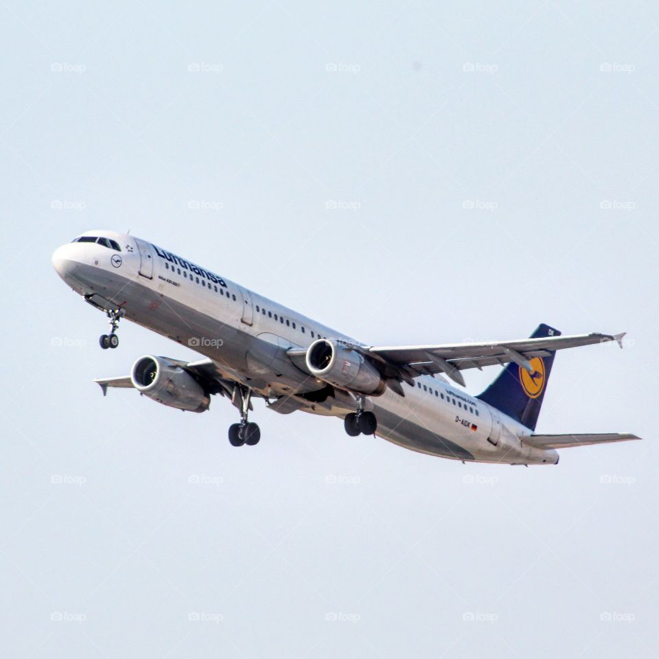 Lufthansa airlines airbus A321-300
