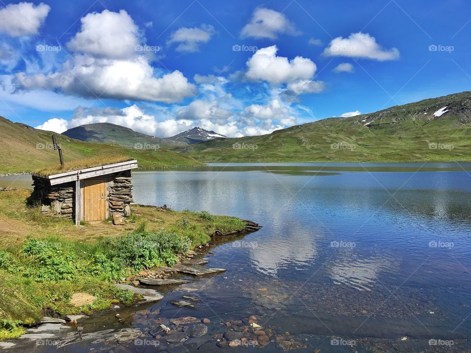 cottage by the mountainlake at Narviks area 