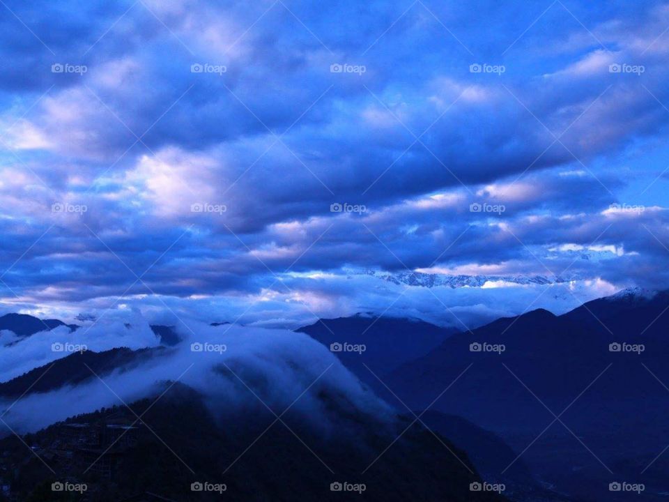 foggy morning at himalaya