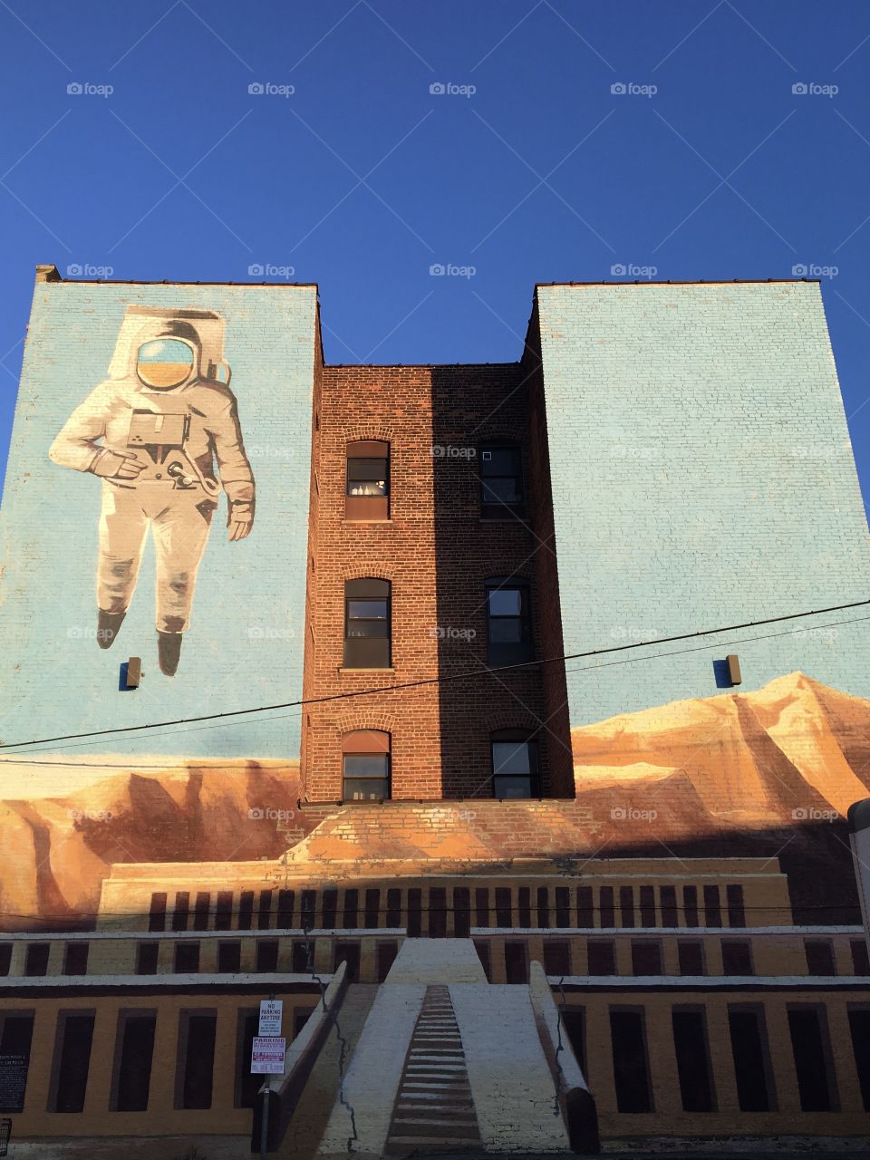 Astronaut mural